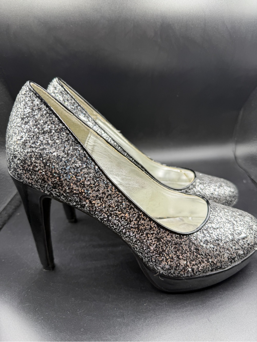 Rampage Women's Silver Glitter High Heel Pumps